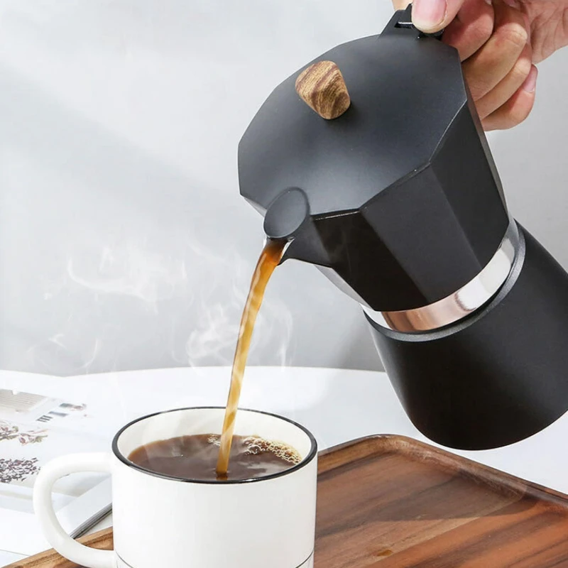 Cafetera Moka de 6 Tazas: Secreto de un Espresso Tradicional